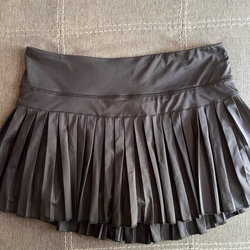 Goldhinge Black Pleated Women’s Skirt